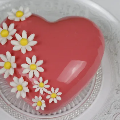 Муссовый клубничный торт ко дню Валентина