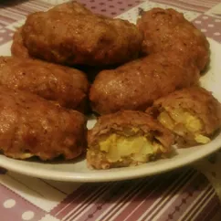 Зразы мясные с яйцом