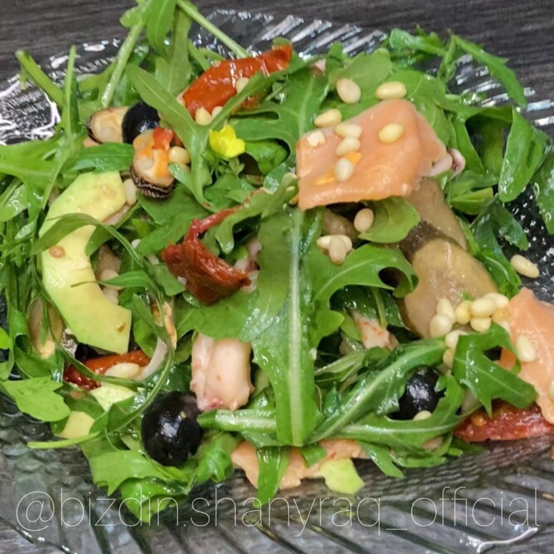Салат из морского коктейля, вкусных рецептов с фото Алимеро