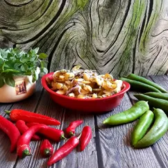 Салат картофельный с солеными огурцами и луком 🥗