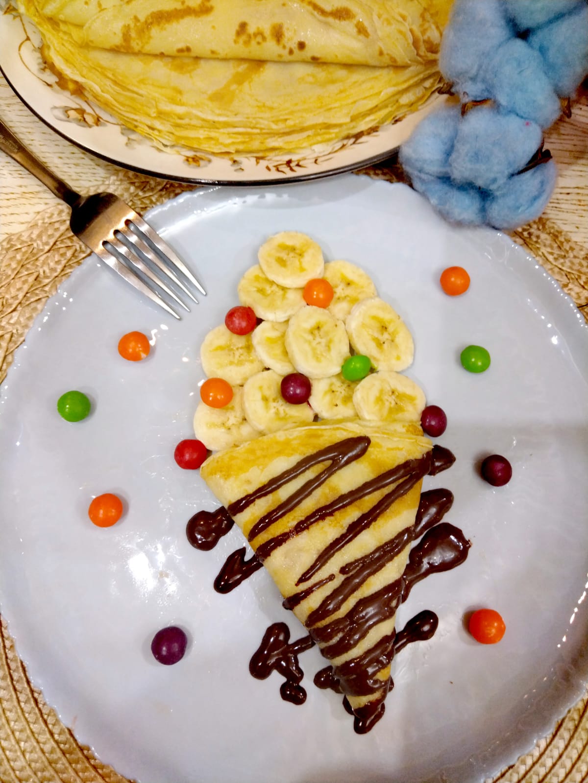 Блинчики на молоке с бананом и шоколадом