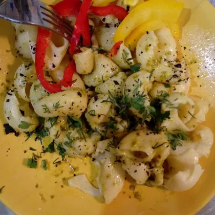 Паста Barilla с овощами, базиликом и с пастой Pesto