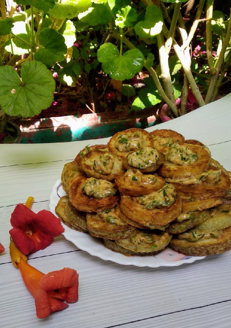 Жареные кабачки с яйцом – ПП яичница с кабачками и луком