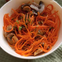 Маринованные шампиньоны с морковью по-корейски 