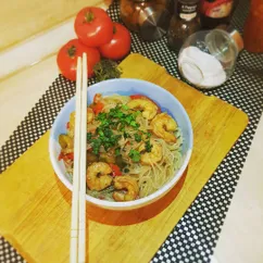 Wok с креветками