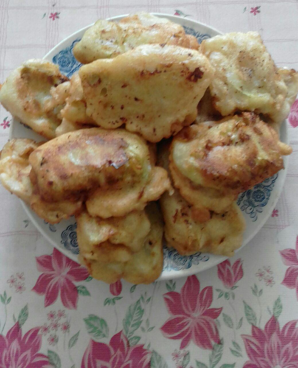 Конвертики из капусты с творогом в кляре