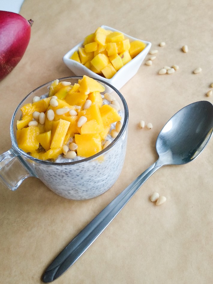 Мусс кокос-чиа-манго