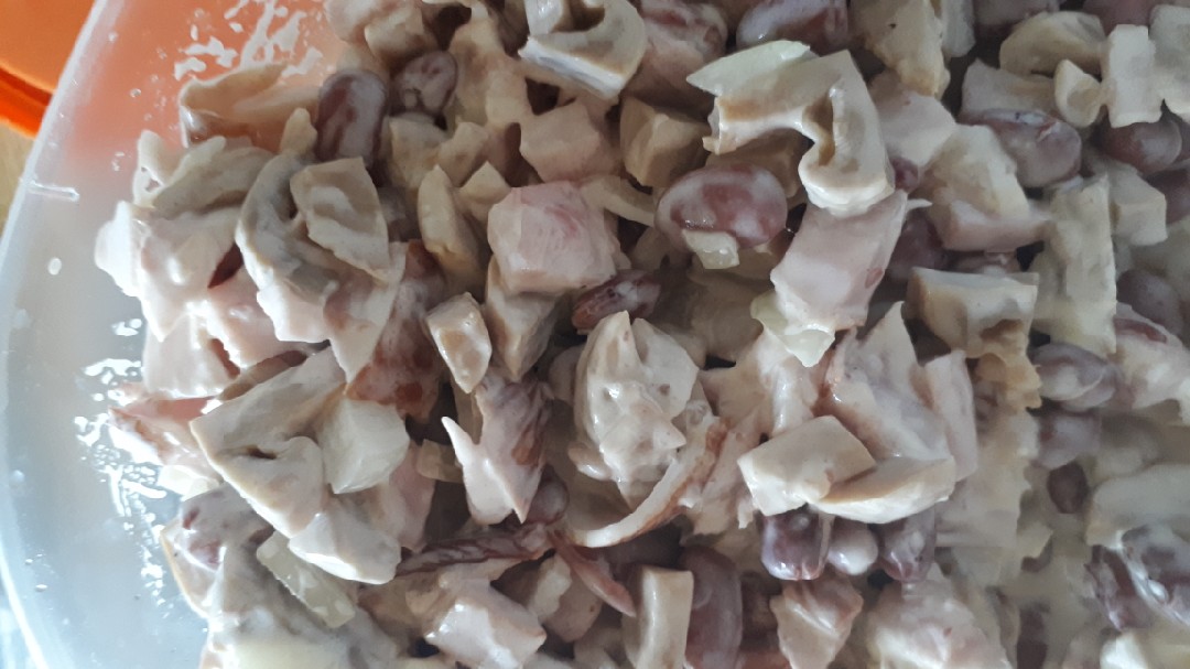 Салат с копчёной курочкой
