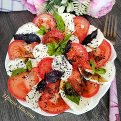 Салат Капрезе 
