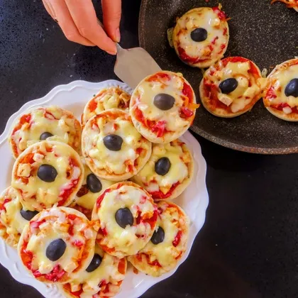 Без духовки! Домашняя выпечка - мини пиццы / Как быстро приготовить вкусный перекус