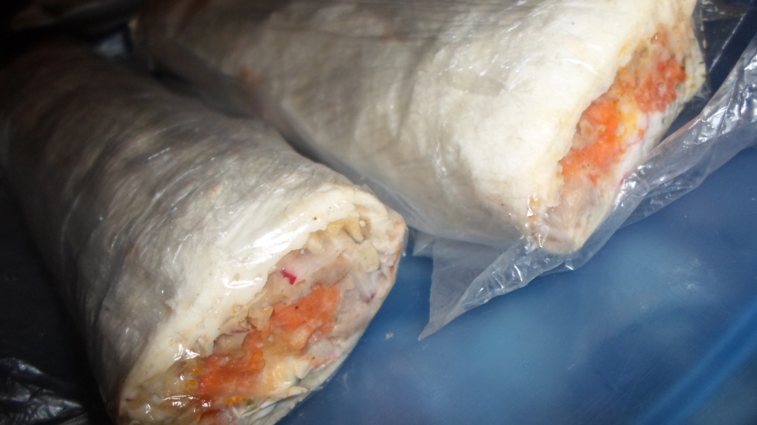 Рулет салатный в лаваше