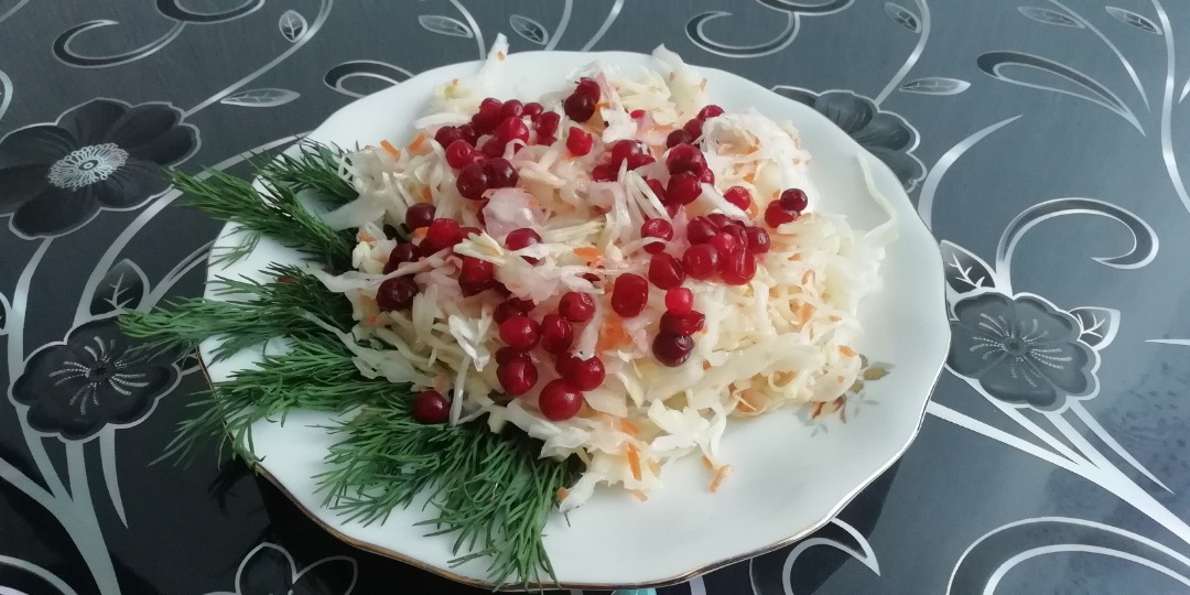 Салат из морской капусты - рецепты с фото