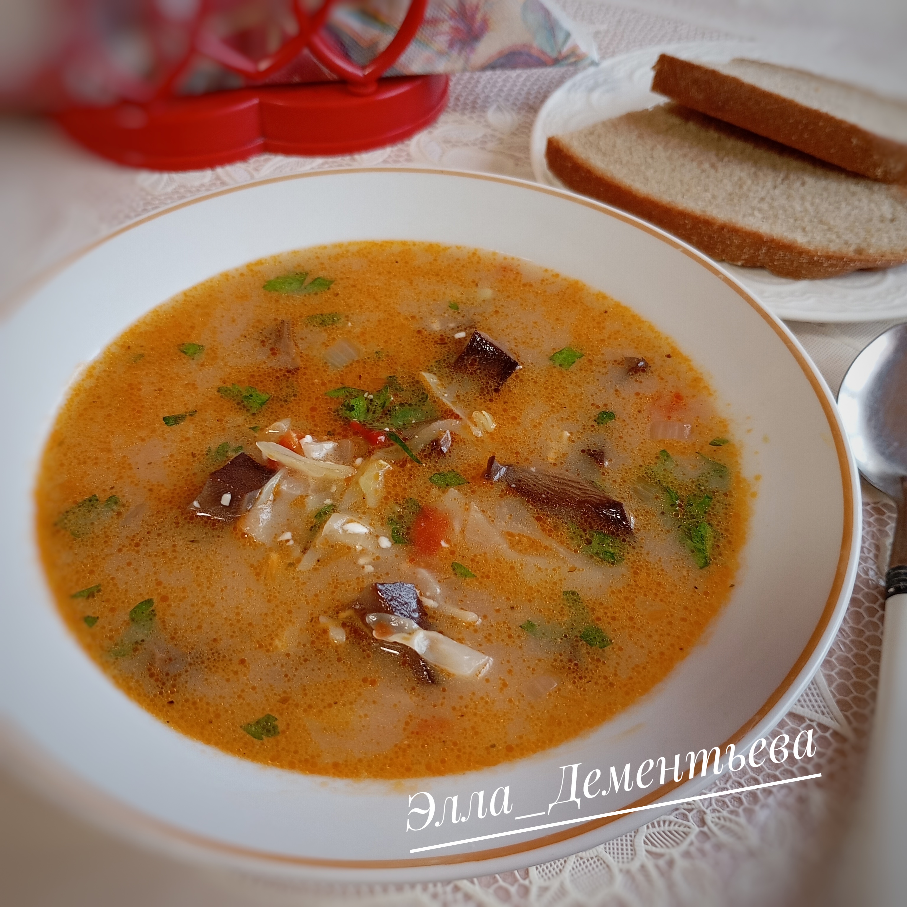 Грибные щи с плавленым сырком по-шотландски
