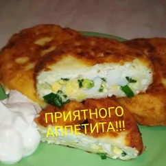 Сырники с яйцом и зелёным луком