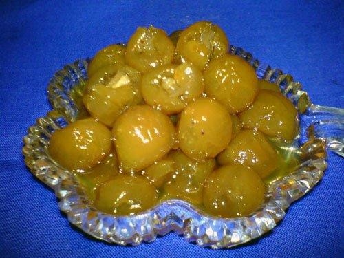 Варенье из белой черешни с орехами