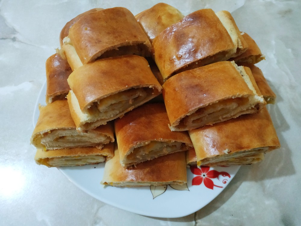 Рулеты с тыквой и яблоком