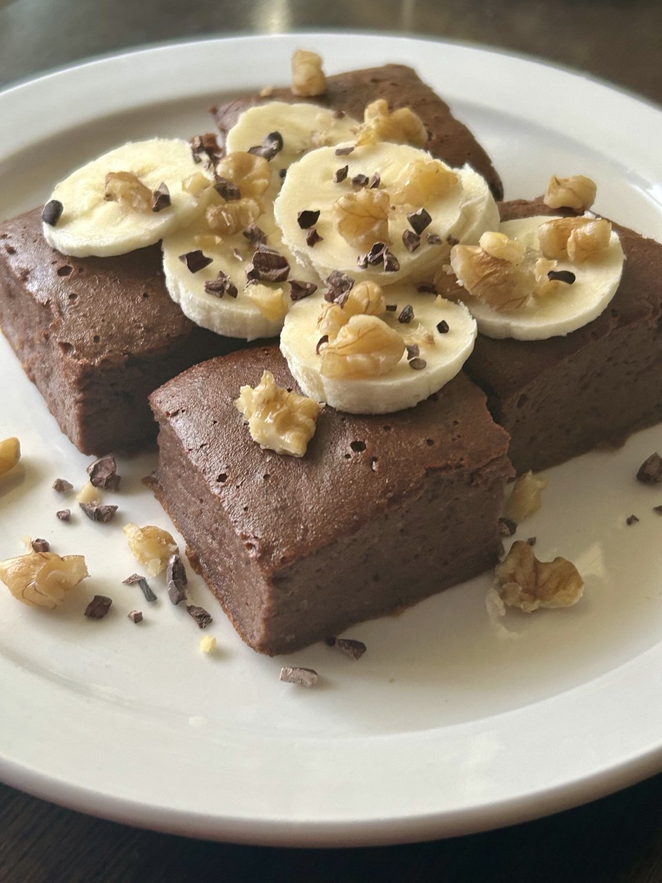 Банановый брауни без муки и сахара 