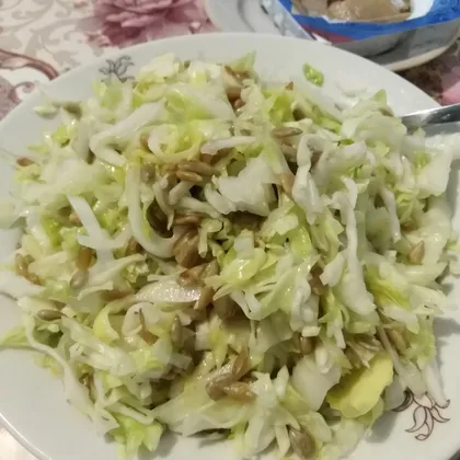 Очень пп салат из капусты