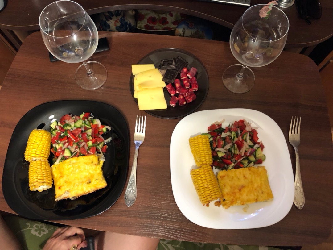 Масляная под сырной шубкой