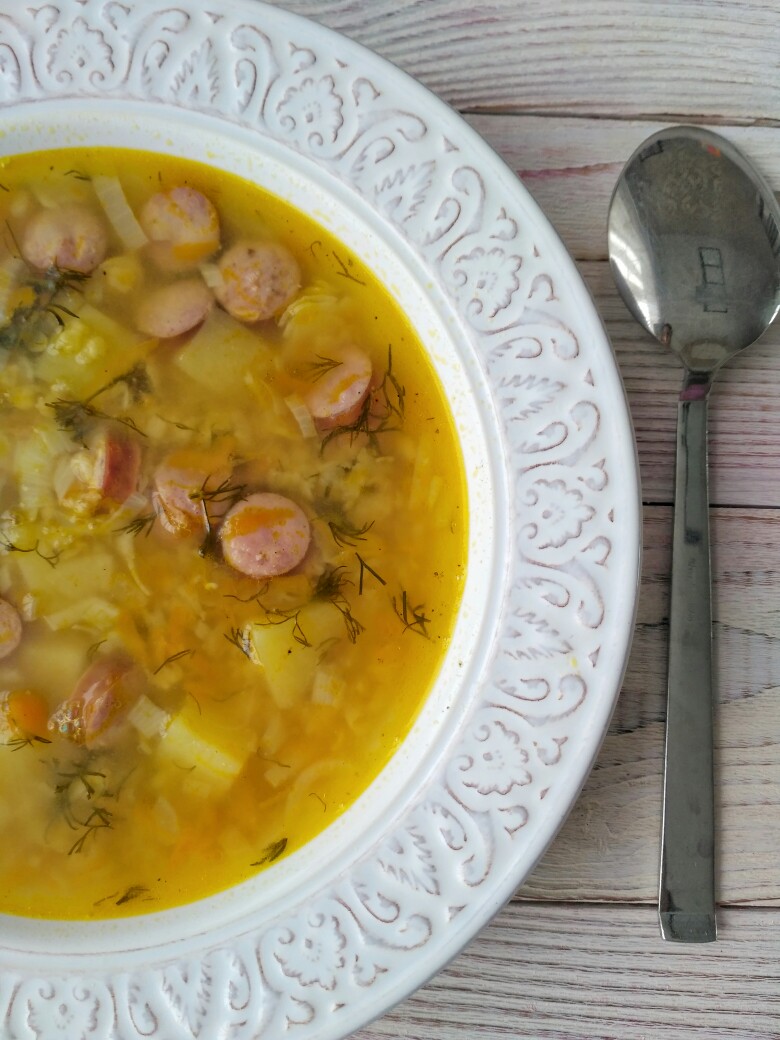 Гороховый суп со свининой в мультиварке - рецепт с фото