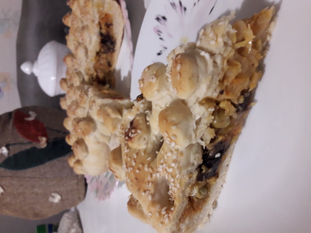 Закусочный пирог с овощной начинкой