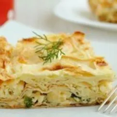 Пирог из лаваша с сыром и зеленью