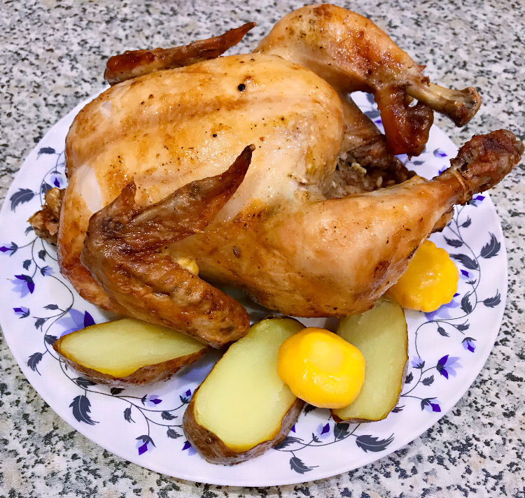 Курица Гриль в духовке / Рецепт куриной тушки на вертеле