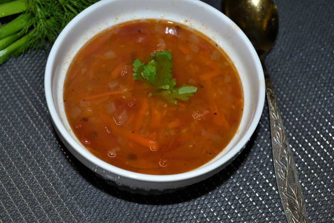 Чечевичный суп с томатами