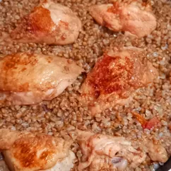 Курица с гречкой