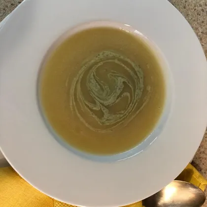 Суп-пюре из цветной капусты и картофеля на кокосовом молоке