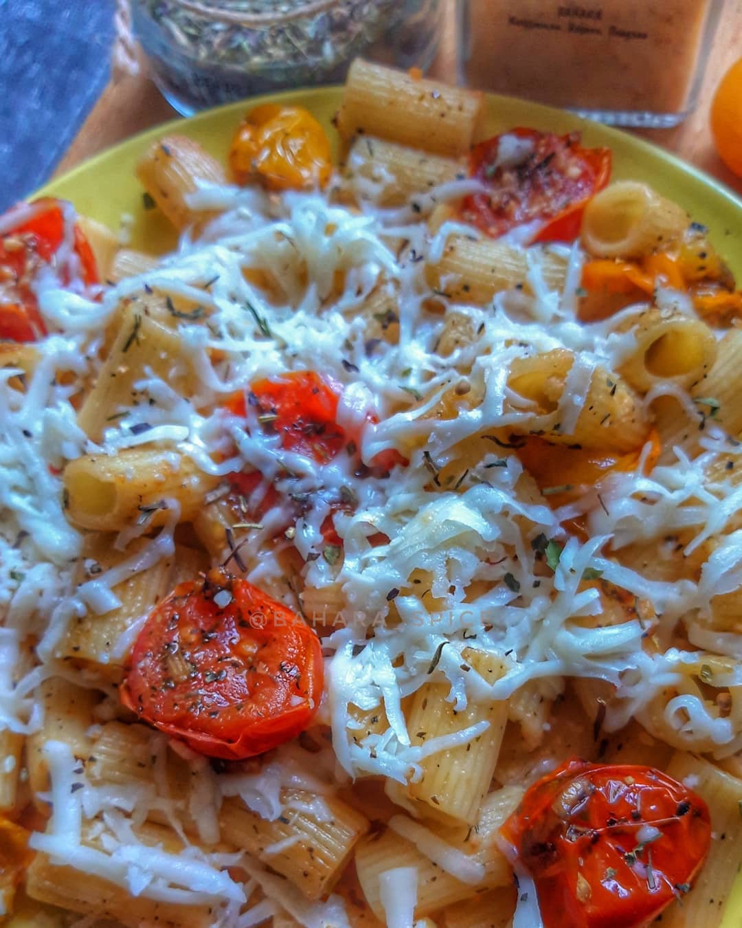 Как приготовить Паста с помидорами черри и сыром просто рецепт пошаговый