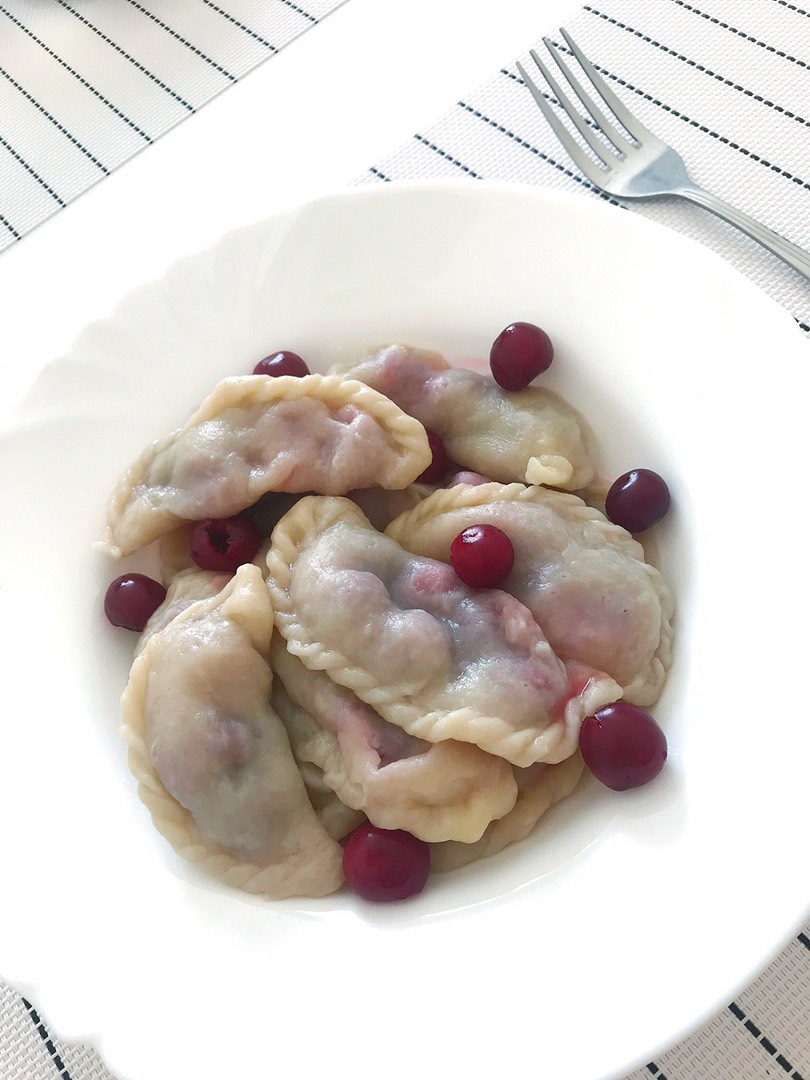 Вареники с вишней 🥟