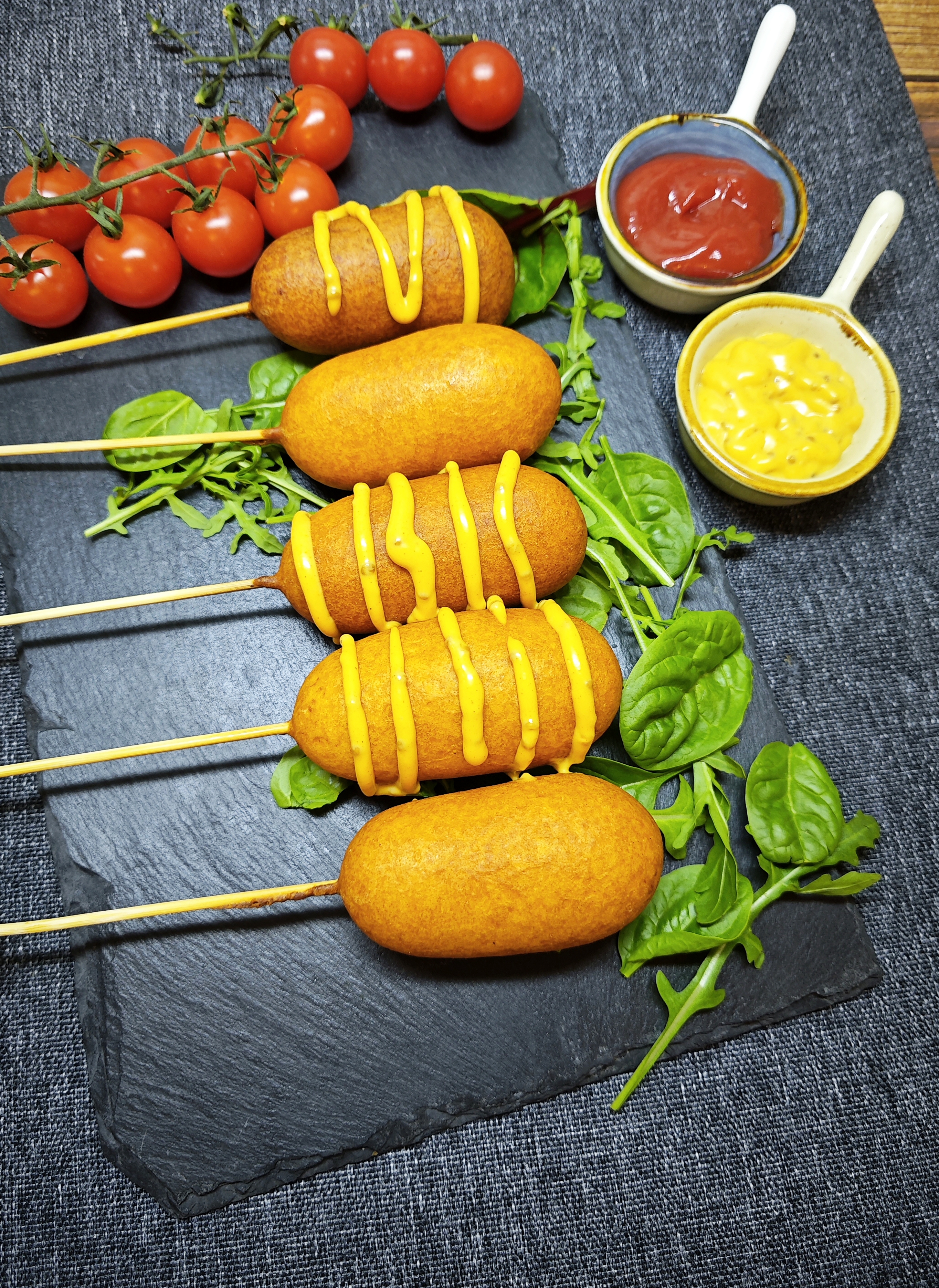 Сосиски в тесте во фритюре