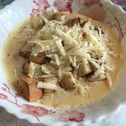 Сырный крем-суп с королевскими креветками
