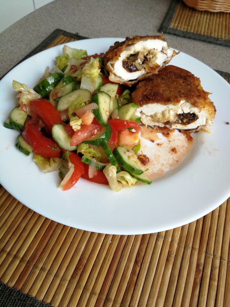 Праздничный обед 😉. Куриная грудка с сюрпризом😊