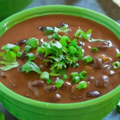 Суп из фасоли с орехами. 
#суп
#отпуск
#Грузия
#вкусно