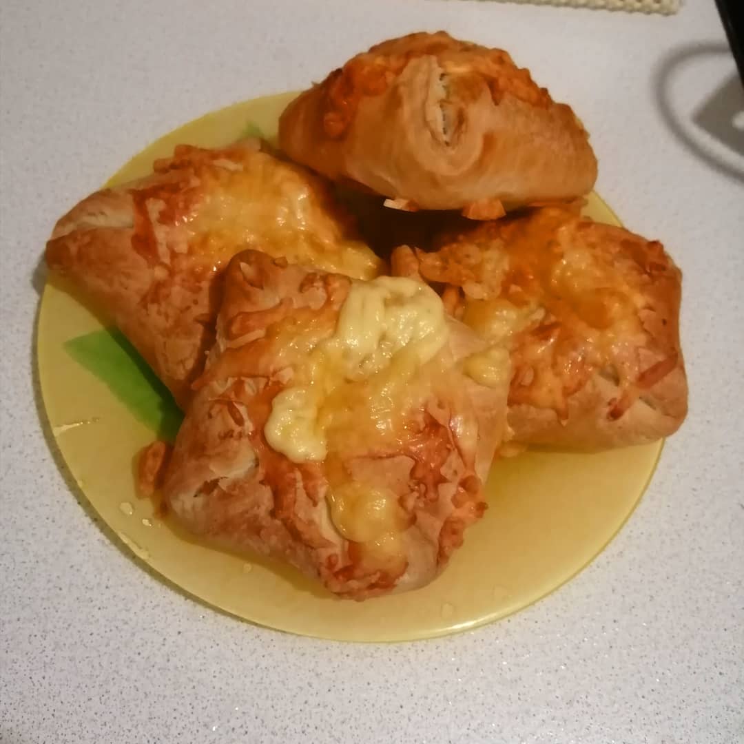 Дрожжевые булочки с сыром в духовке на молоке рецепт с фото пошагово