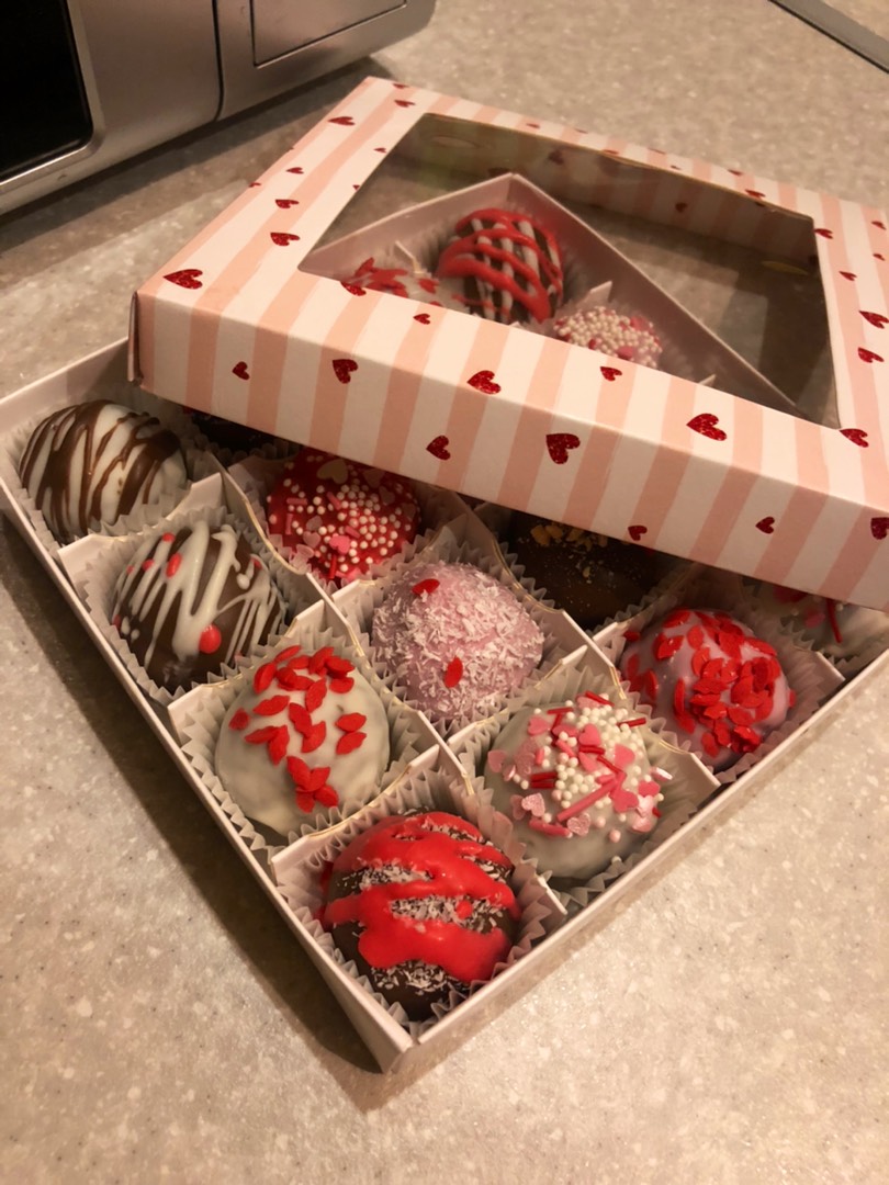 Конфеты красный бархат «Амурчик» (подарочек)