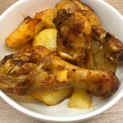 Нежные и сочные куриные ножки🍗 с картофелем🥔