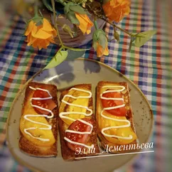 Гренки с помидорами 