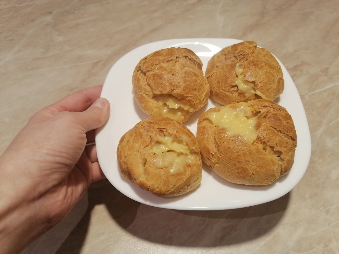 Эклеры с заварным кремом