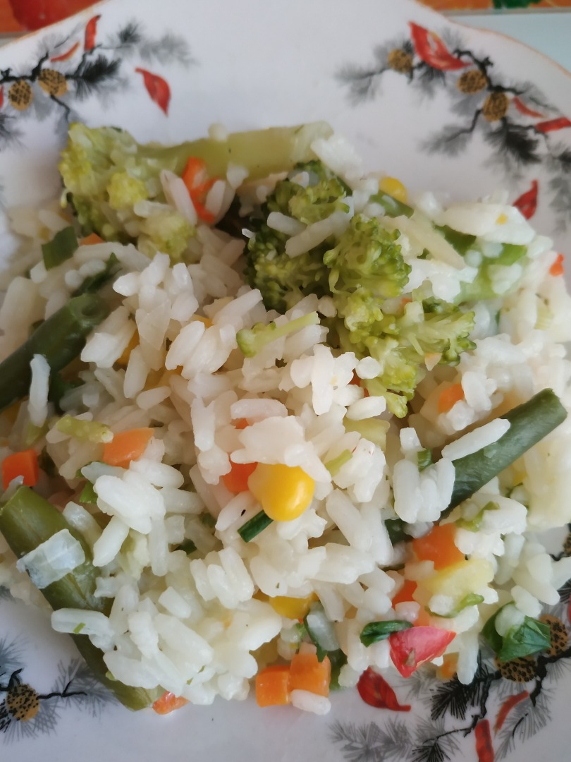 Рис с языком и овощами по-японски, или «ому-райсу»
