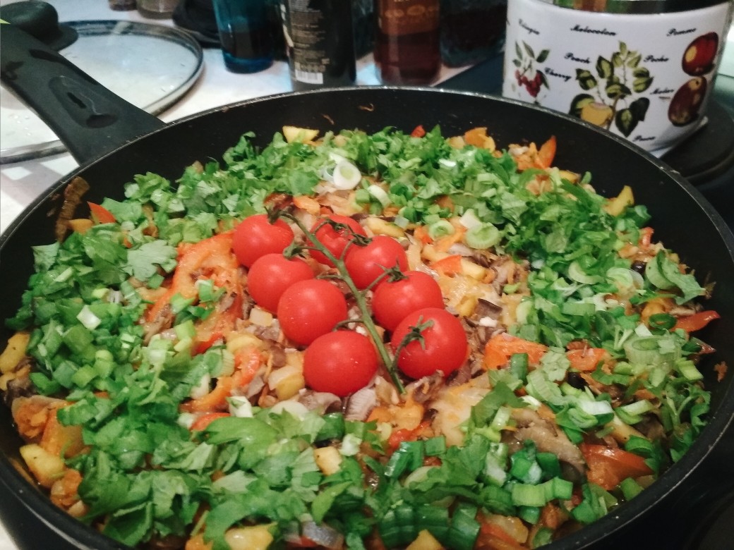 Вешенки, тушёные с овощами, с изюминкой