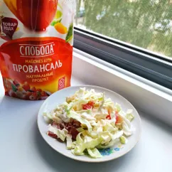 Салат с капустой