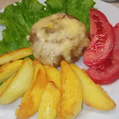 Мясные гнезда с грибами и сыром