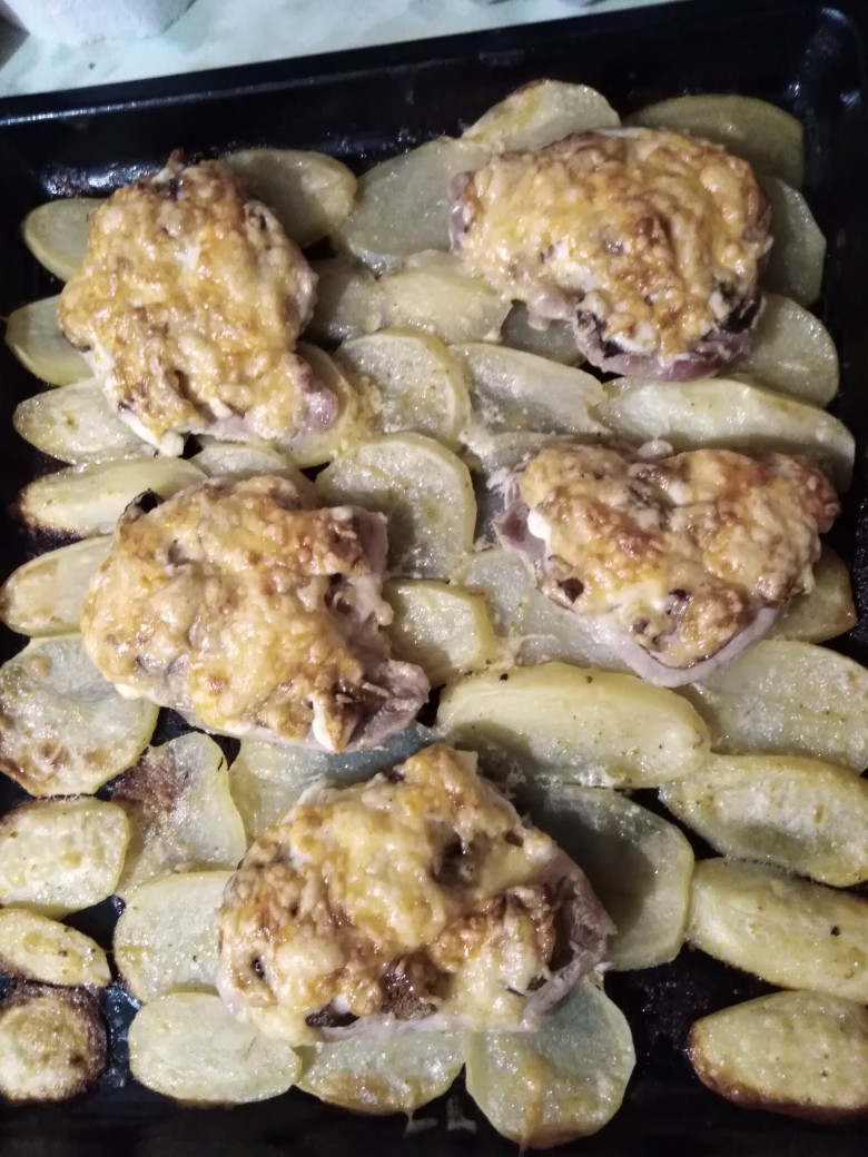 Как приготовить картофельную запеканку с мясом?