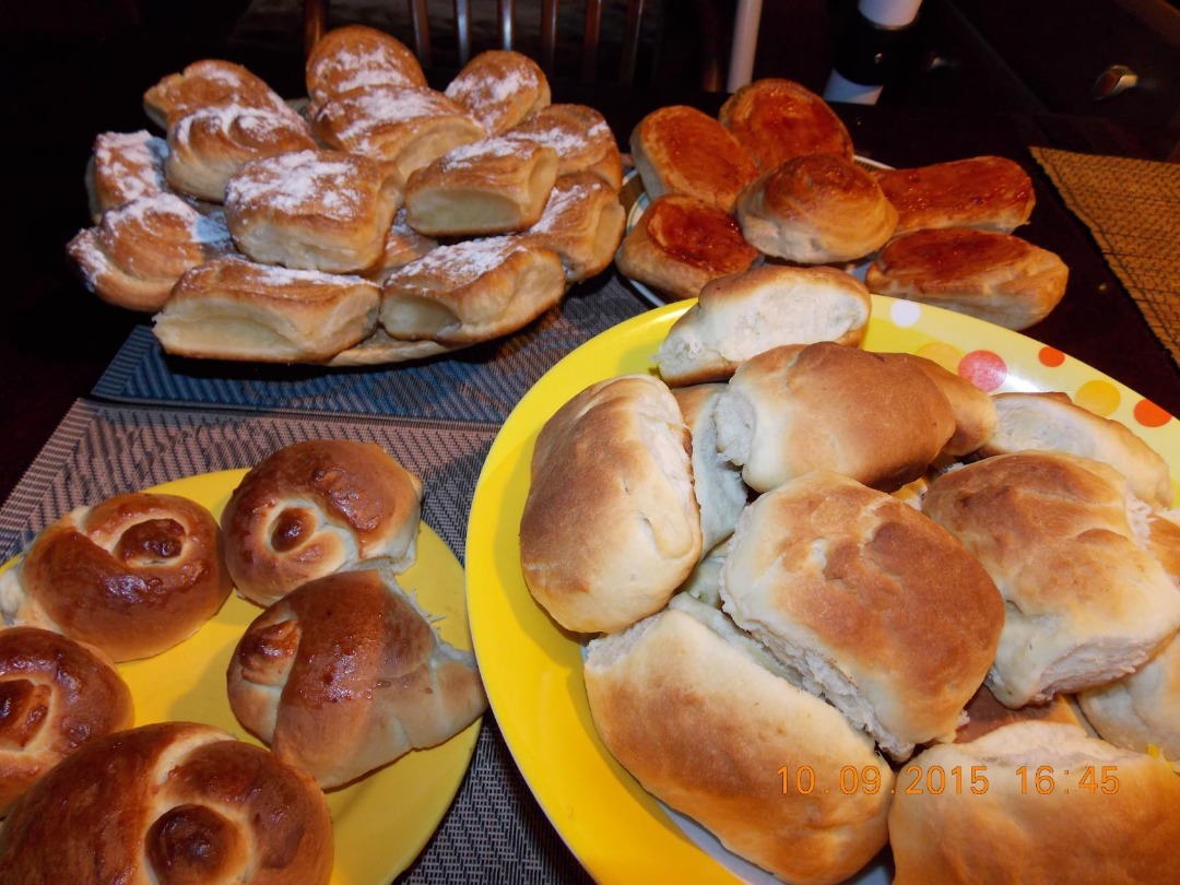 Пирожки и булочки из дрожжевого и слоёного  теста