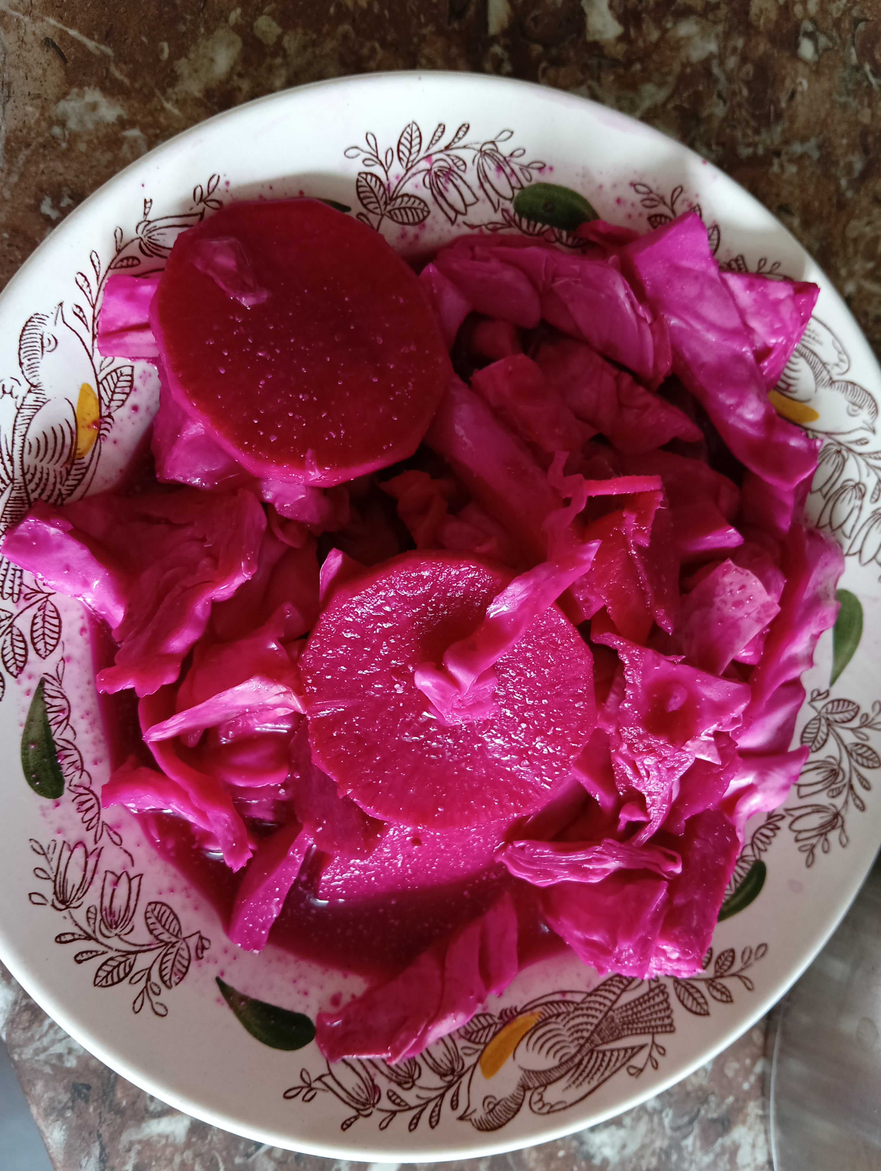 Квашеная капуста с овощами в рассоле с горчицей