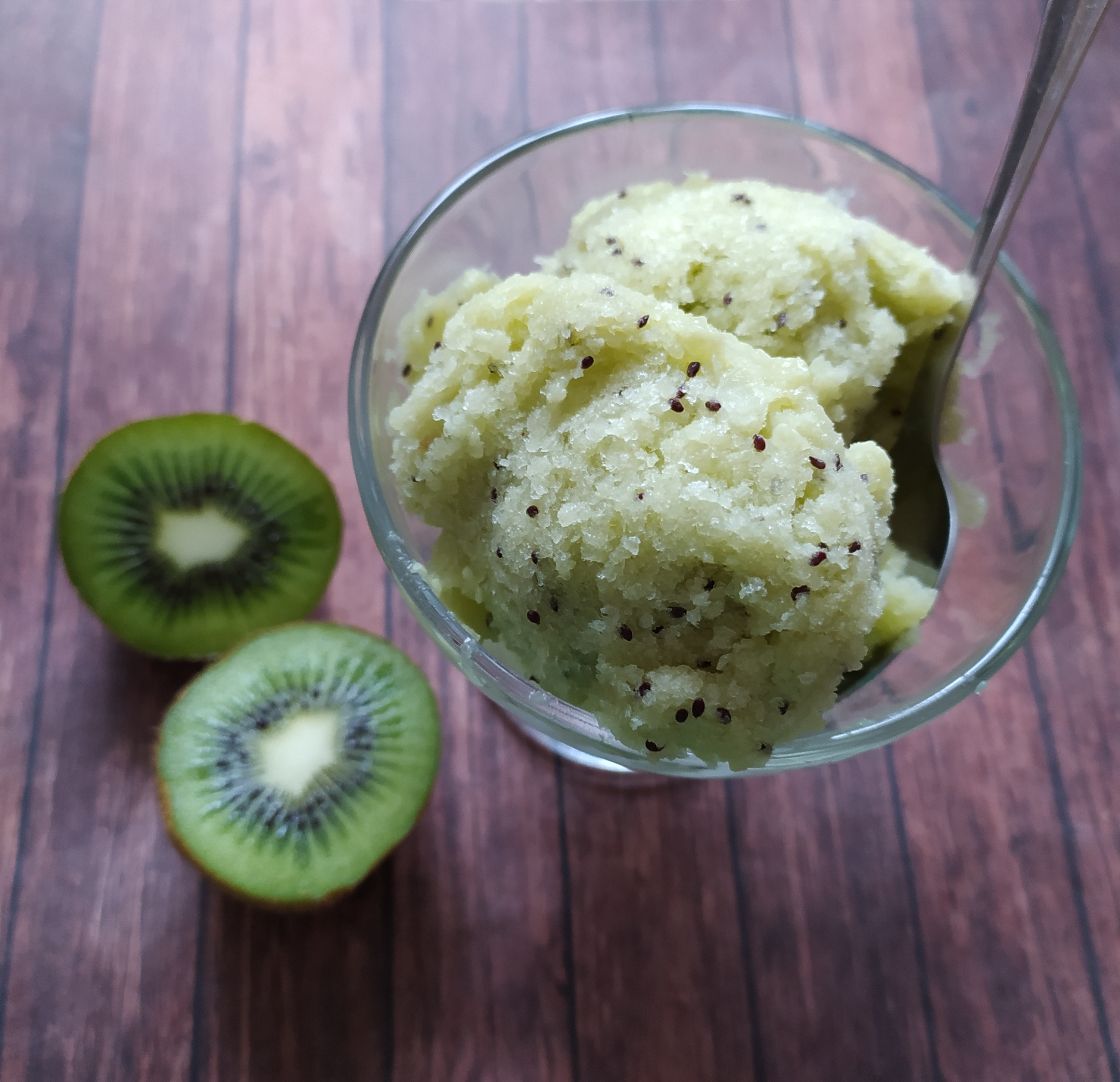 Сорбет из киви с кокосовым молоком 