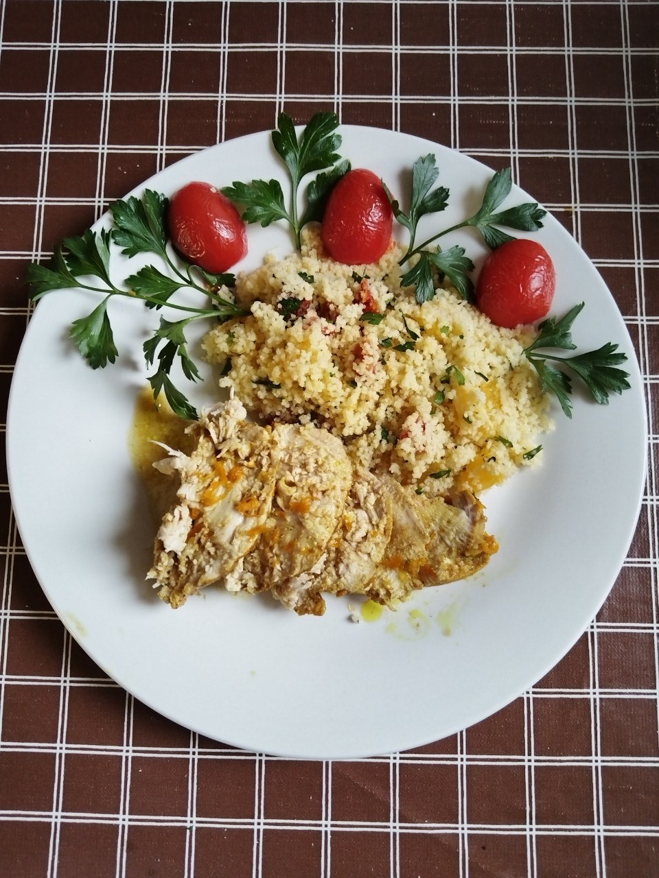 Куриная грудка с кускусом
